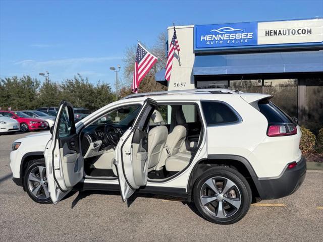 2019 Jeep Cherokee Limited FWD