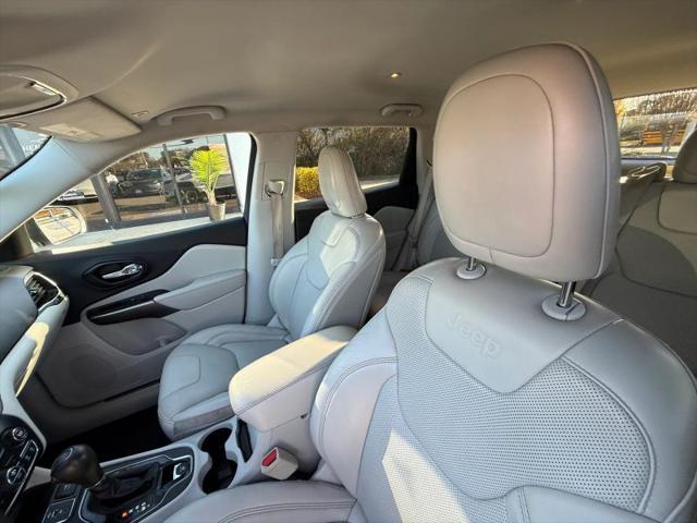 2019 Jeep Cherokee Limited FWD
