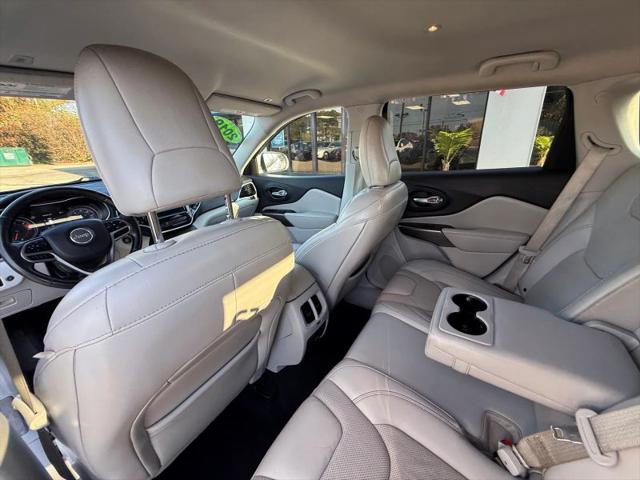 2019 Jeep Cherokee Limited FWD