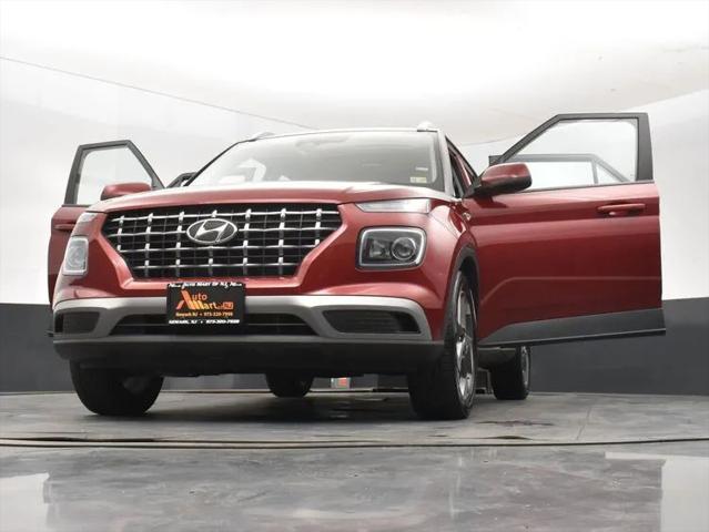 2025 Hyundai Venue SEL