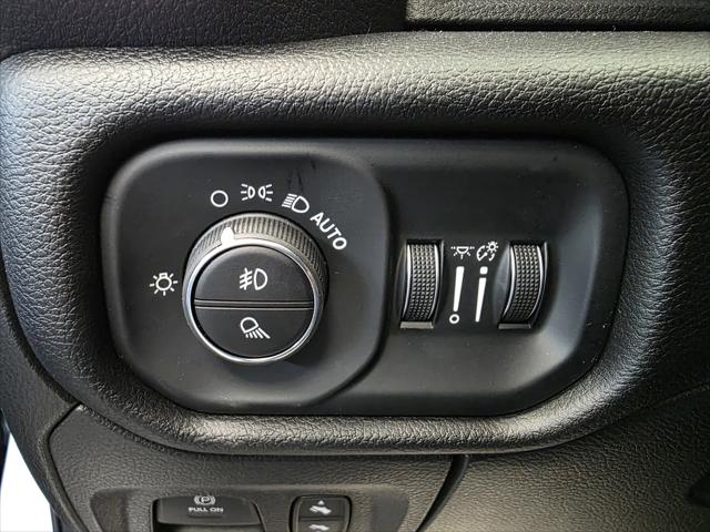2026 Ram 1500 Big Horn Crew Cab 4x4 57 Box