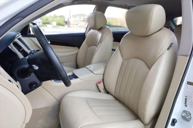 2017 INFINITI QX50 Base