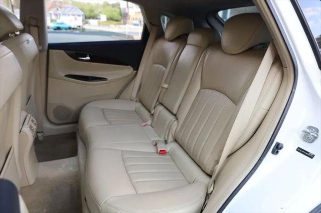 2017 INFINITI QX50 Base