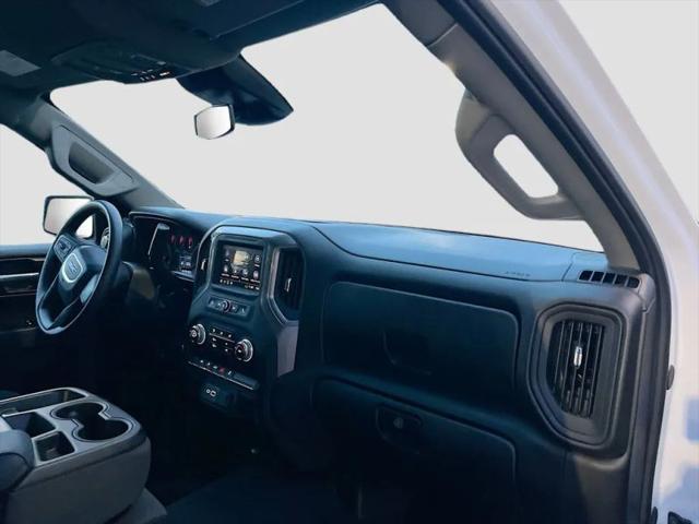 2025 GMC Sierra 1500 4WD Crew Cab Short Box Pro