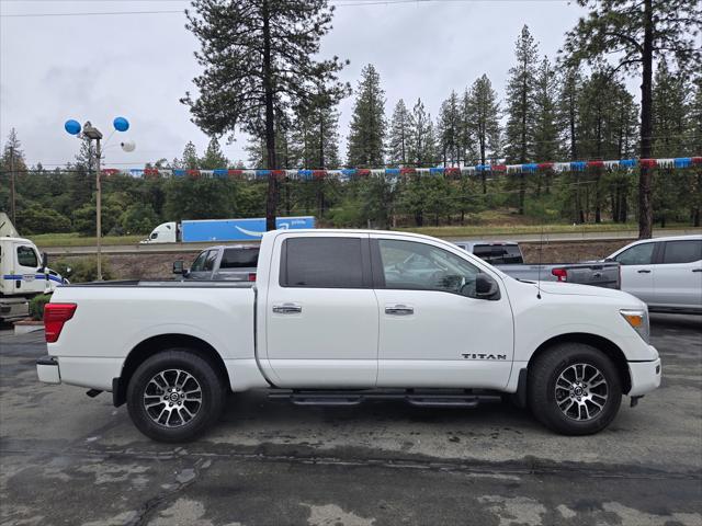 2021 Nissan Titan Crew Cab SV 4x4