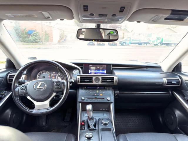 2016 Lexus IS 300 300