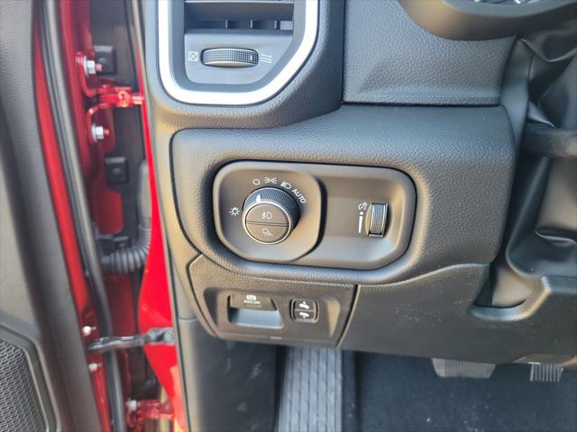 2026 Ram 1500 Big Horn Crew Cab 4x2 57 Box
