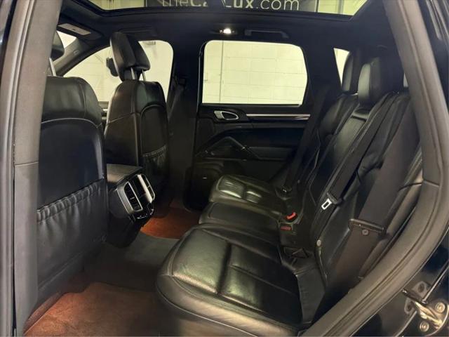 2012 Porsche Cayenne Base