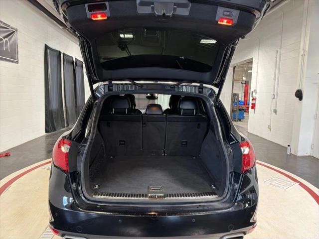 2012 Porsche Cayenne Base