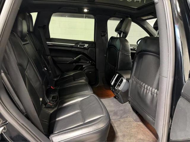 2012 Porsche Cayenne Base