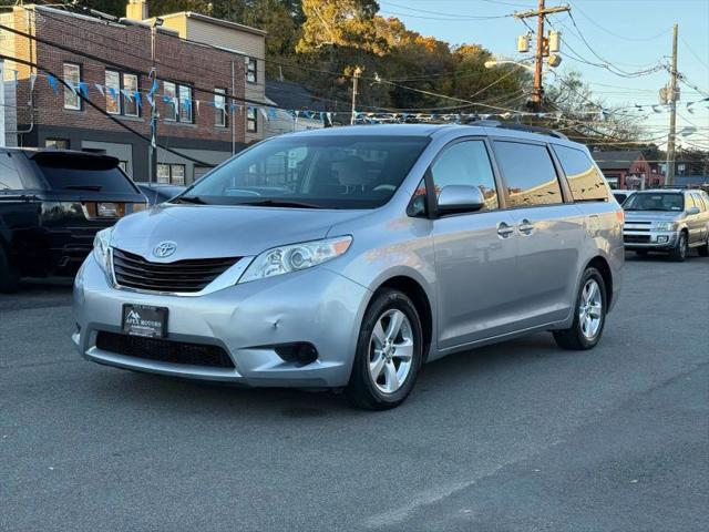2013 Toyota Sienna LE V6 8 Passenger for sale in Union City, NJ