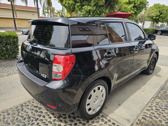 2014 Scion xD Base