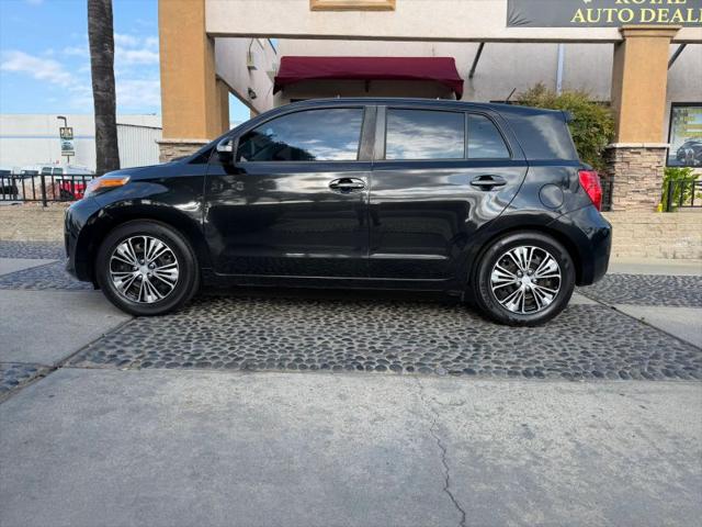 2014 Scion xD Base