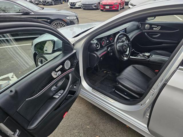 2017 Mercedes-Benz E-CLASS E 300 E 300