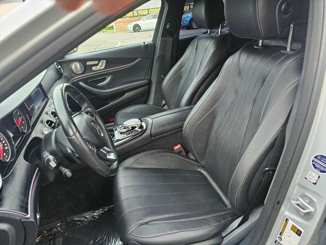 2017 Mercedes-Benz E-CLASS E 300 E 300