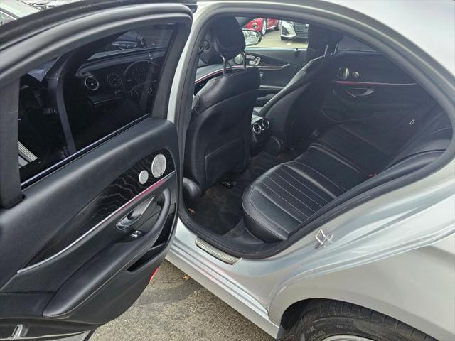 2017 Mercedes-Benz E-CLASS E 300 E 300