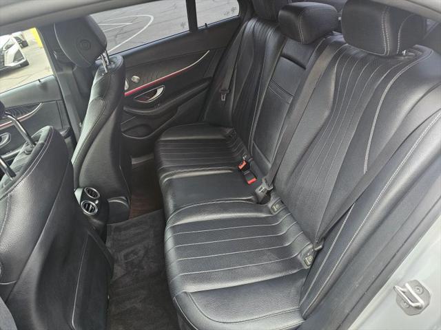 2017 Mercedes-Benz E-CLASS E 300 E 300