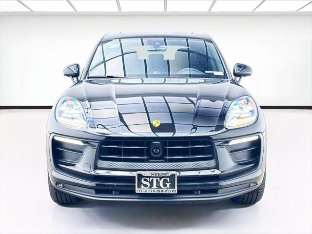2025 Porsche Macan T