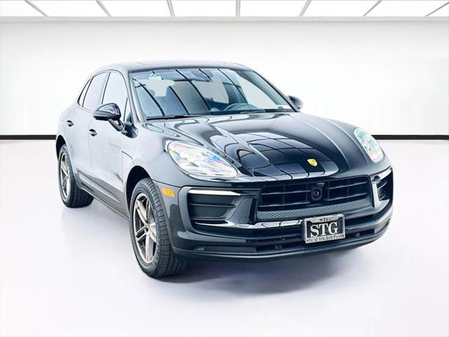 2025 Porsche Macan T