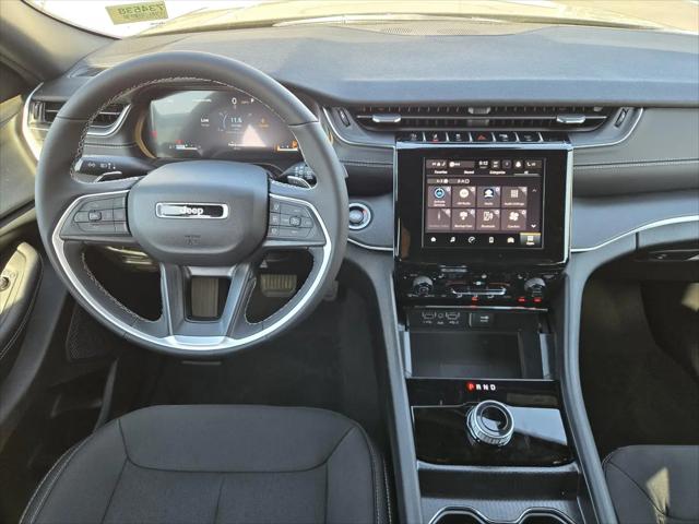 2026 Jeep Grand Cherokee L Altitude 4x2
