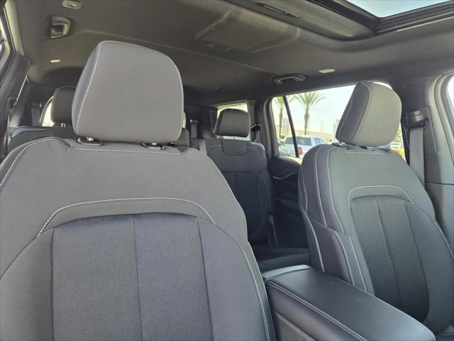 2026 Jeep Grand Cherokee L Altitude 4x2