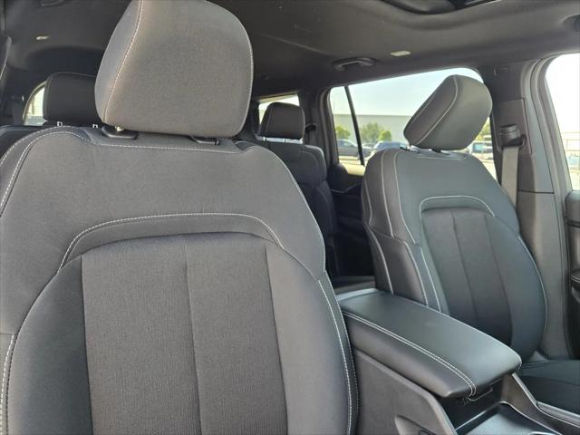 2026 Jeep Grand Cherokee L Altitude 4x2