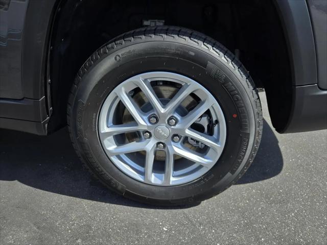2026 Jeep Grand Cherokee L Altitude 4x2