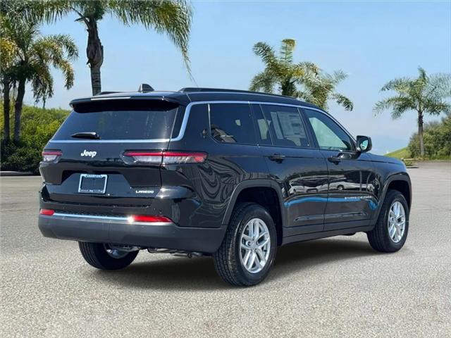 2026 Jeep Grand Cherokee L Laredo 4x2
