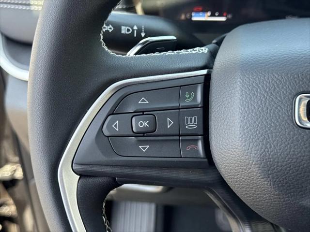 2026 Jeep Grand Cherokee L Laredo 4x2