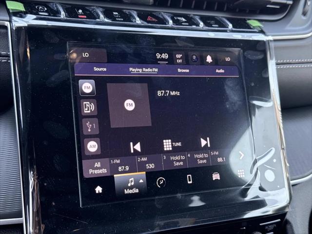 2026 Jeep Grand Cherokee L Laredo 4x2