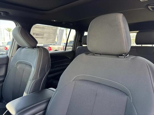 2026 Jeep Grand Cherokee L Altitude 4x2