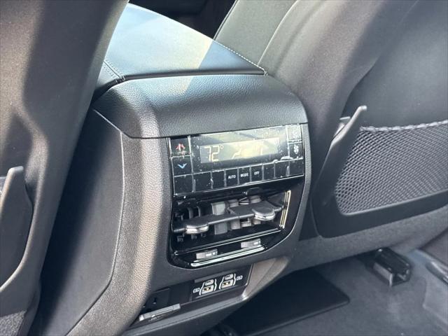 2026 Jeep Grand Cherokee L Altitude 4x2