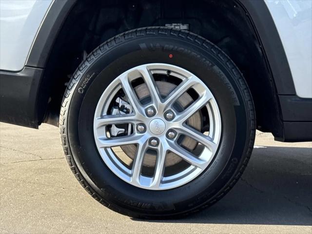 2026 Jeep Grand Cherokee L Altitude 4x2