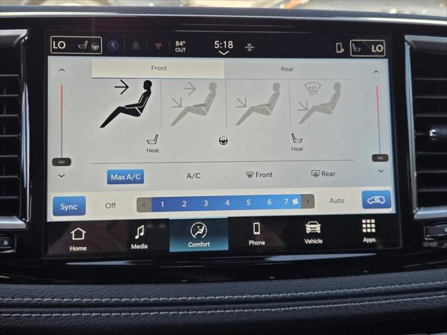 2026 Chrysler Pacifica Select