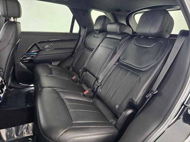 2026 Land Rover Range Rover Sport P460e Dynamic SE