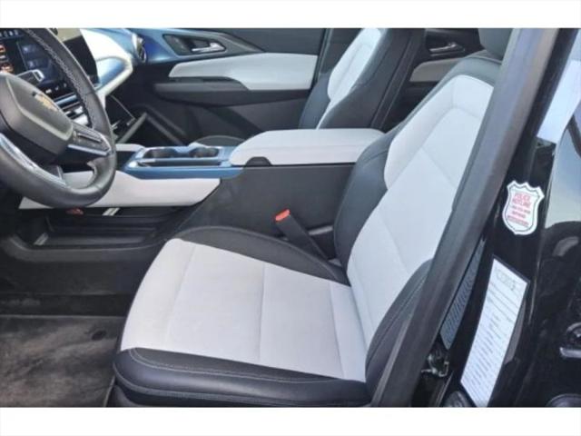 2025 Chevrolet Equinox LT 2