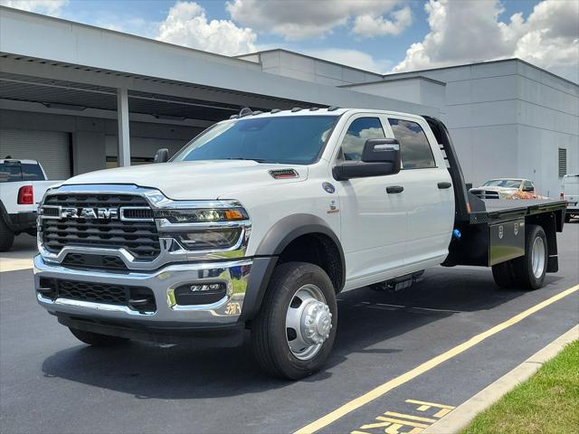 2026 RAM 5500 Chassis RAM 5500 TRADESMAN CHASSIS CREW CAB 4X4 84 CA