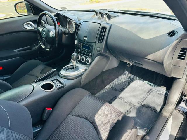 2016 Nissan 370Z Base