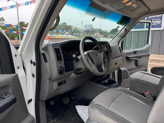 2019 Nissan 1500 S V6