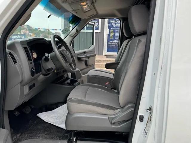 2019 Nissan 1500 S V6