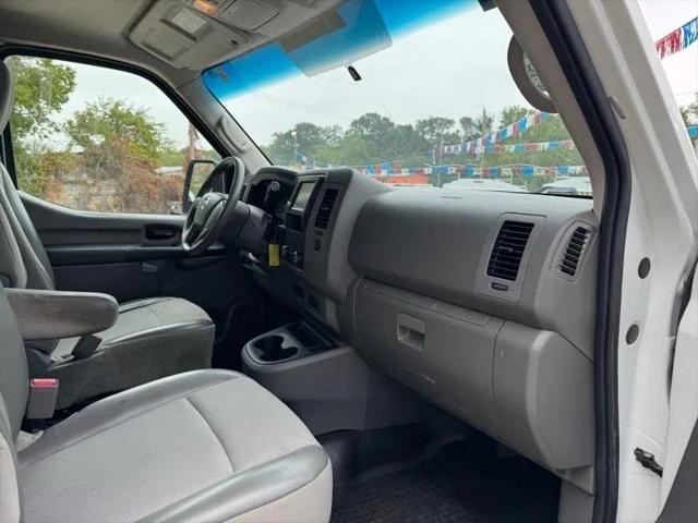 2019 Nissan 1500 S V6
