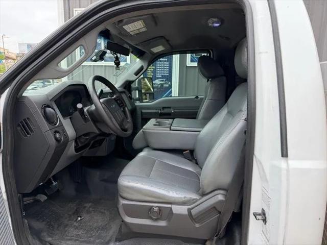 2011 Ford F-550 Base