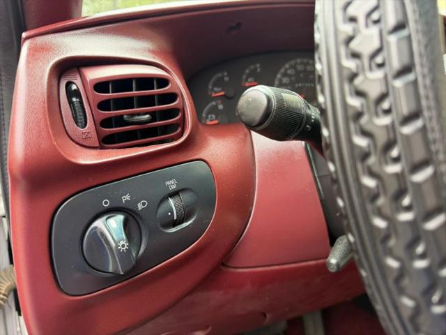 1997 Ford F-150 Base