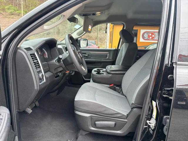 2024 Ram 1500 Classic SLT Quad Cab 4x4 6'4" Box