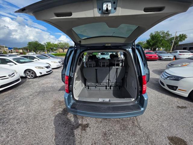 2010 Chrysler Town & Country Touring