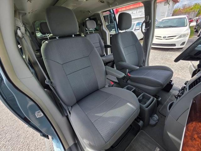 2010 Chrysler Town & Country Touring