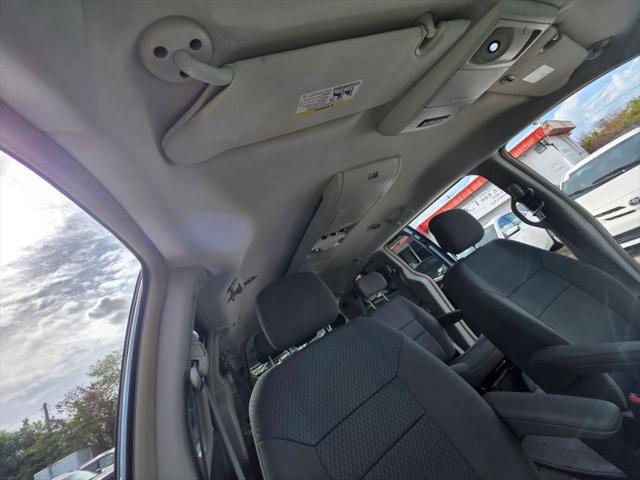 2010 Chrysler Town & Country Touring