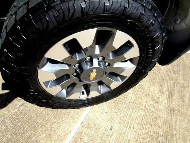 2023 Chevrolet Silverado 2500HD 4WD Crew Cab Standard Bed Custom