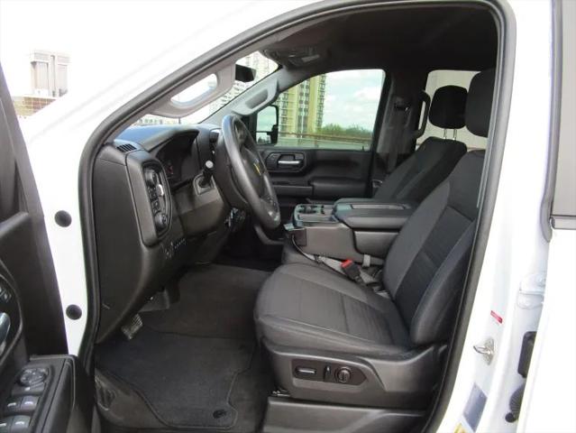 2023 Chevrolet Silverado 2500HD 4WD Crew Cab Standard Bed Custom