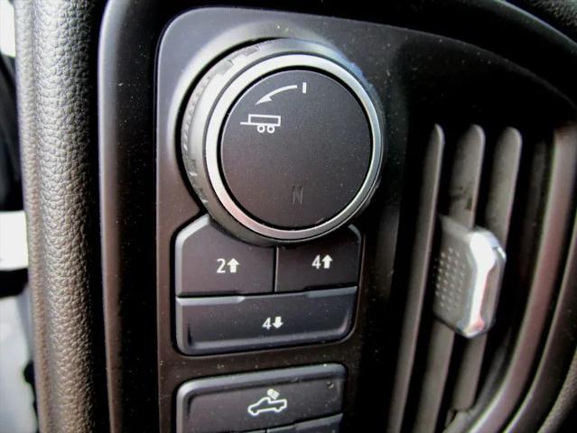 2023 Chevrolet Silverado 2500HD 4WD Crew Cab Standard Bed Custom
